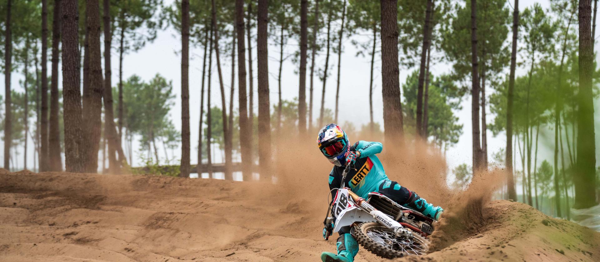 Leatt Moto - Collezione 2023 - Athena