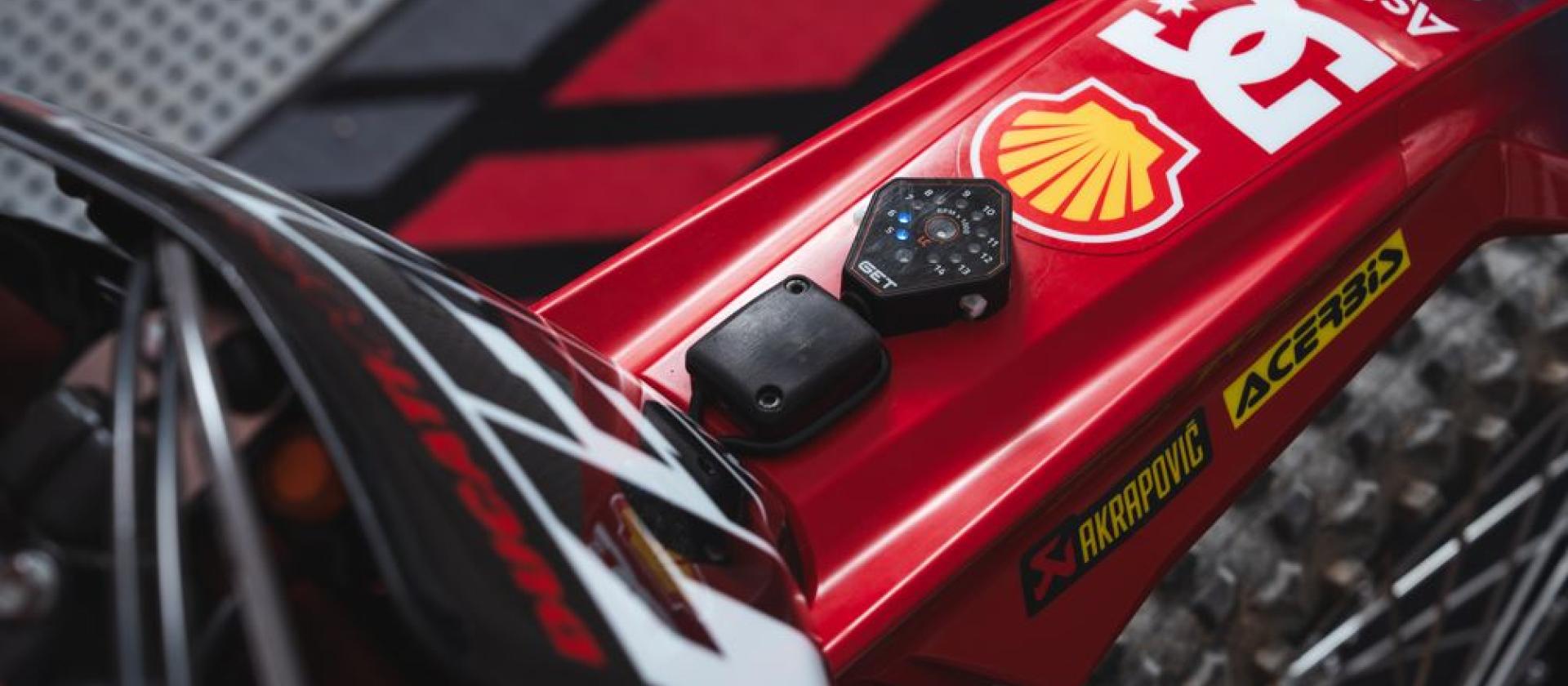 Launch control for motocross and motorcycles: RPM Dash