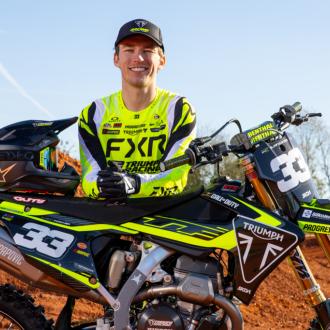 austinforkner_triumph26_teamshoot3748.jpg